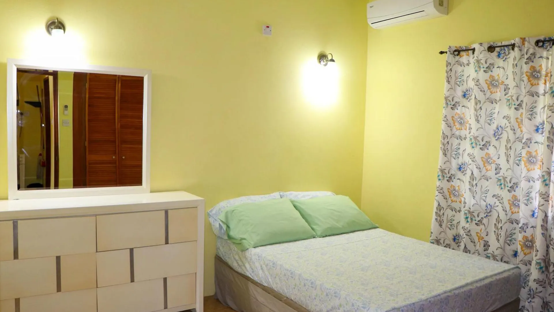 Hidden Gem Apartments Castries
